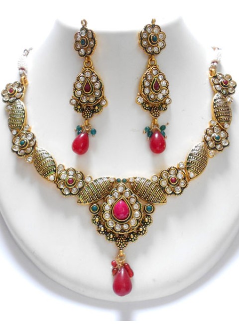 Polki Necklace Set